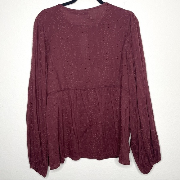 Old Navy Maroon Eyelet Blouse Long Sleeve Size XL Tall Embroidered Boho - Picture 5 of 7
